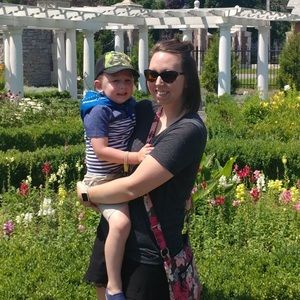 Meet your Posher, Ashley